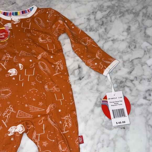 NWT MAGNETIC ME MODAL FOOTBALL FOOTIE - Picture 5 of 6